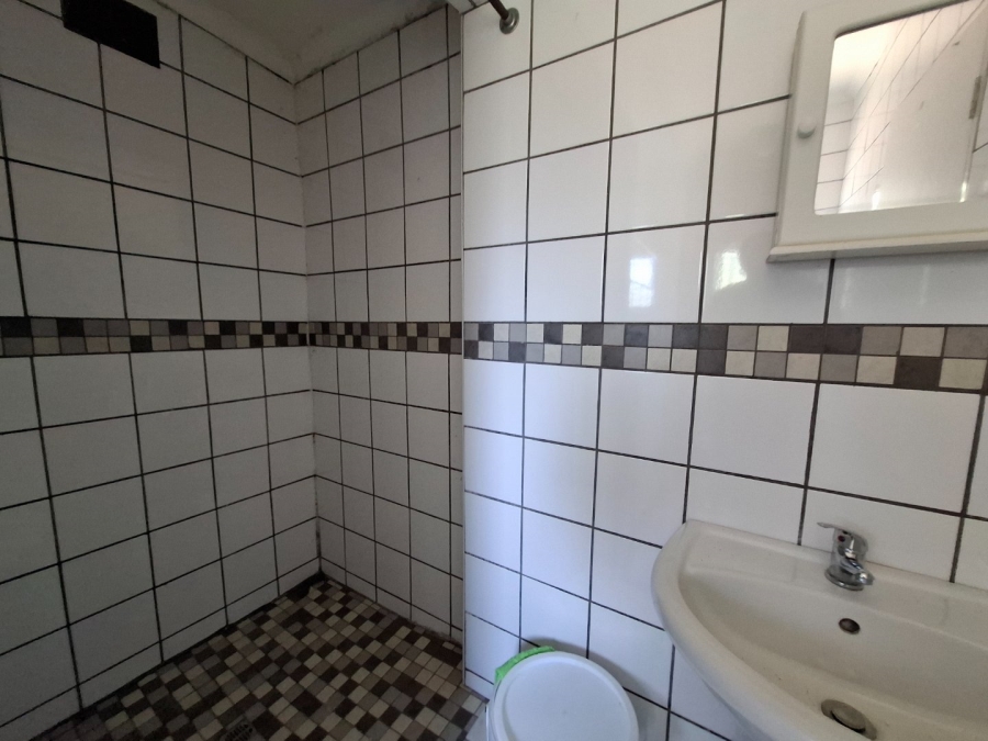 13 Bedroom Property for Sale in Universitas Free State